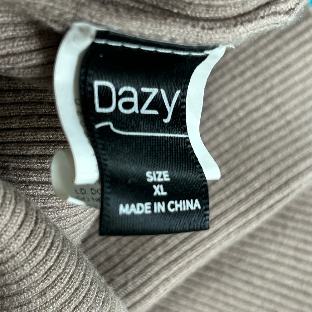 Brown Long sleeved Ribbed Hooded fitted dress